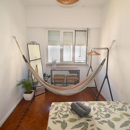 Maria Shared Apartment In Central Lisbon Exterior photo