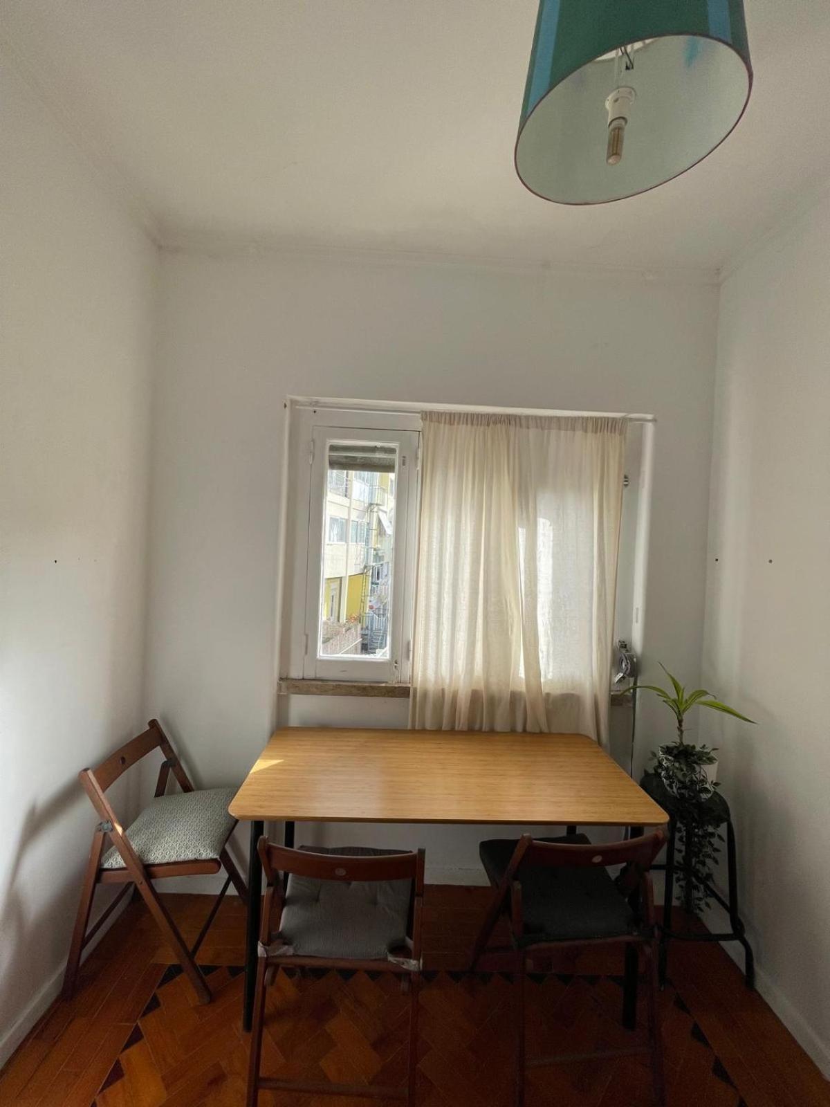 Maria Shared Apartment In Central Lisbon Exterior photo