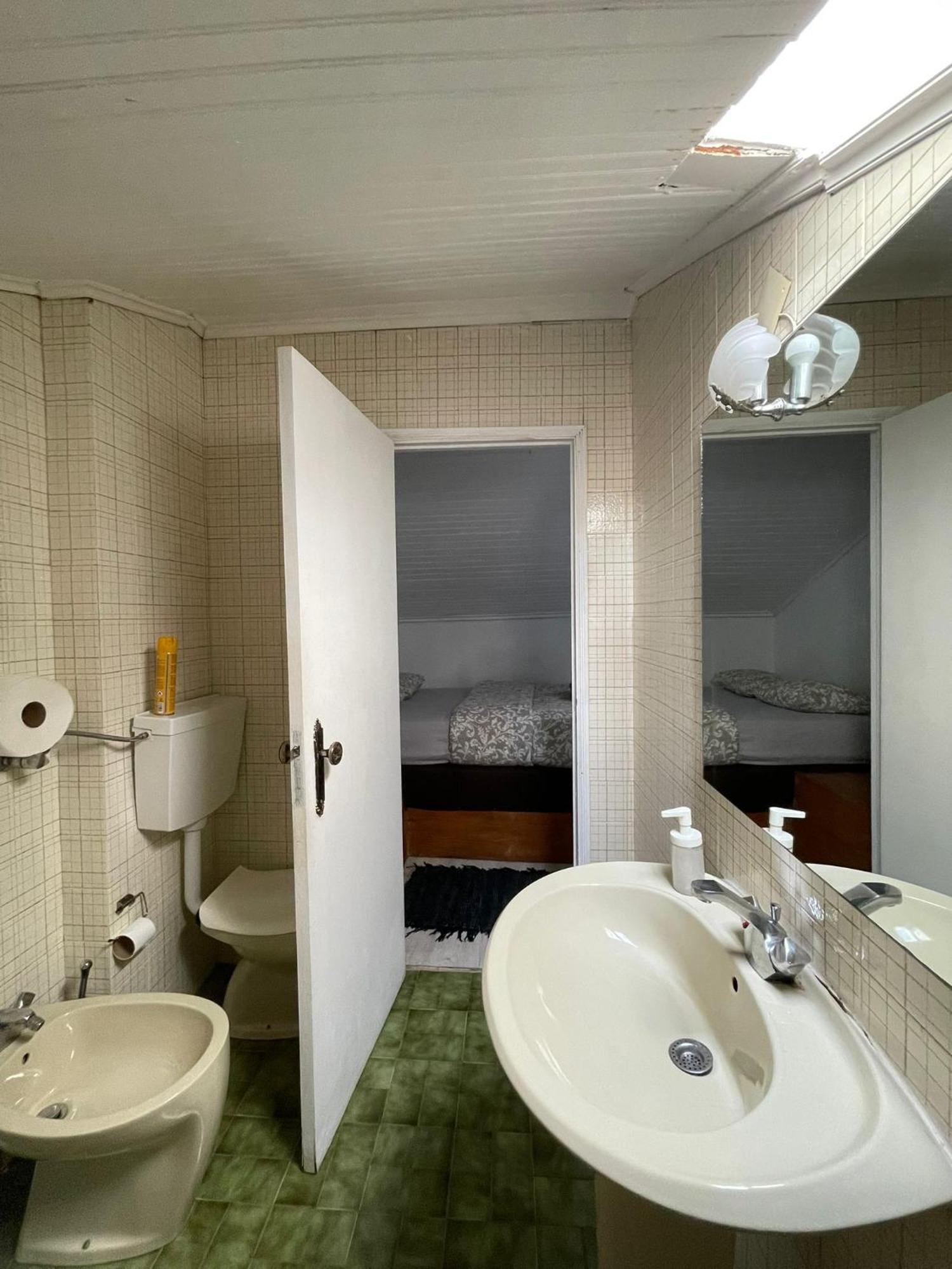 Maria Shared Apartment In Central Lisbon Exterior photo
